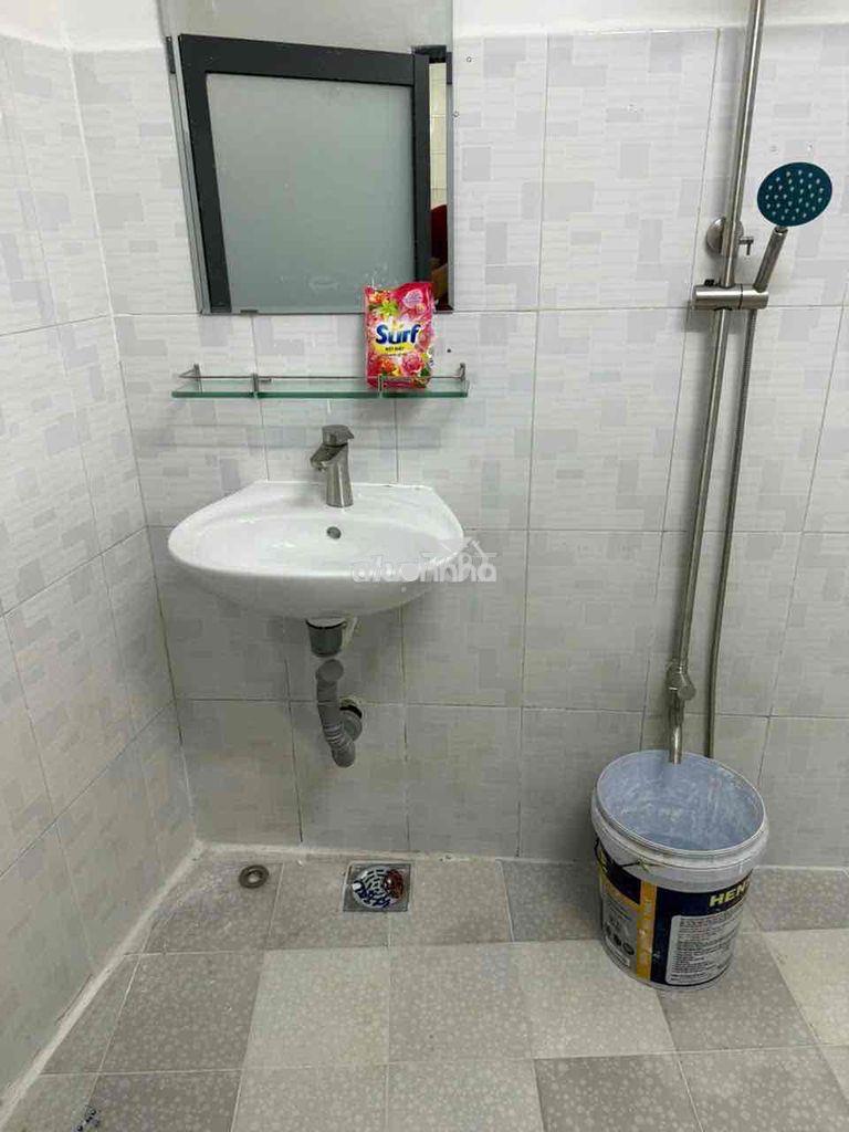 Nhà sạch sẽ tân thới hiệp, q12. 3,4mx 12m,1tr,1lầu,2pn,1wc. hẻm 3 gác - 3