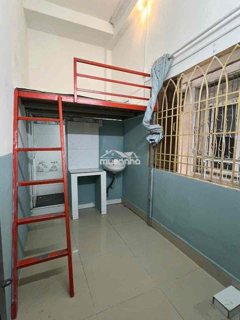 Gác cao sổ trời thoáng gần văn lang - iuh - máy lạnh