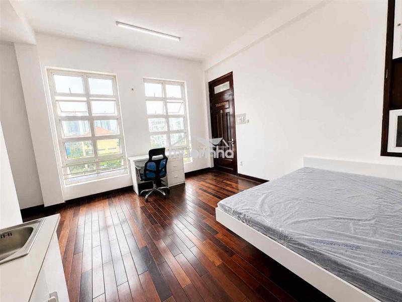 Cho thuê phòng 30m2 full nội thất ở lâm văn bền