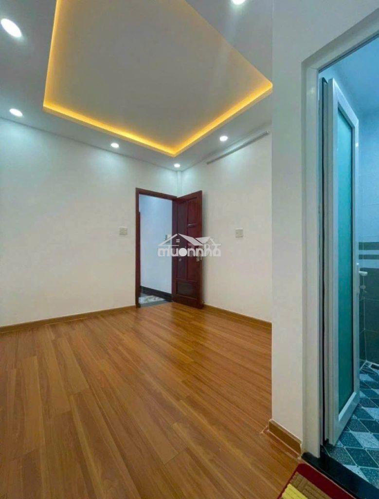 Cho thuê nhà hxh 740/2a sư vạn hạnh p.12 q.10 - 4