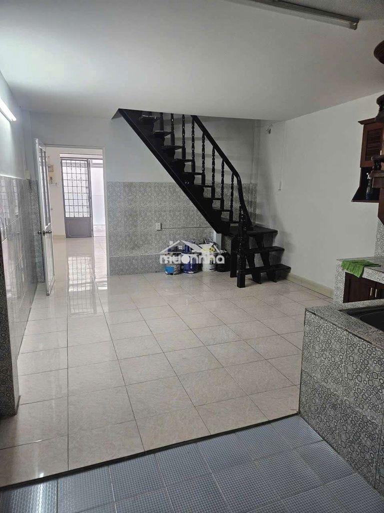 Nhà 4x17m lầu 2pn 2wc sân t. gần ngã3 cây trâm phạm văn chiêu go vấp 