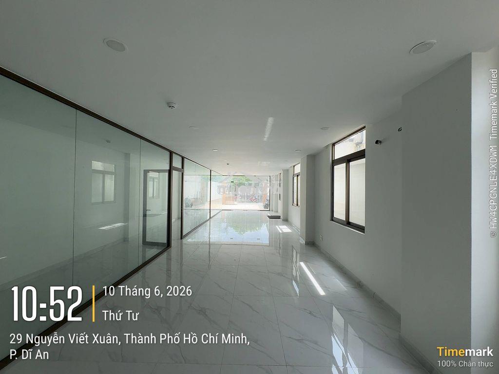Cho thuê tòa nhà văn phòng 2 tầng có thang máy – đẹp hiếm tại dĩ an - 4