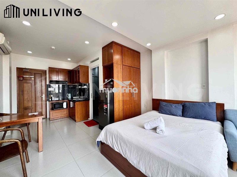 CĂN HỘ BAN CÔNG - FULL NỘI THẤT Y HÌNH NGAY HOÀNG SA Q3
