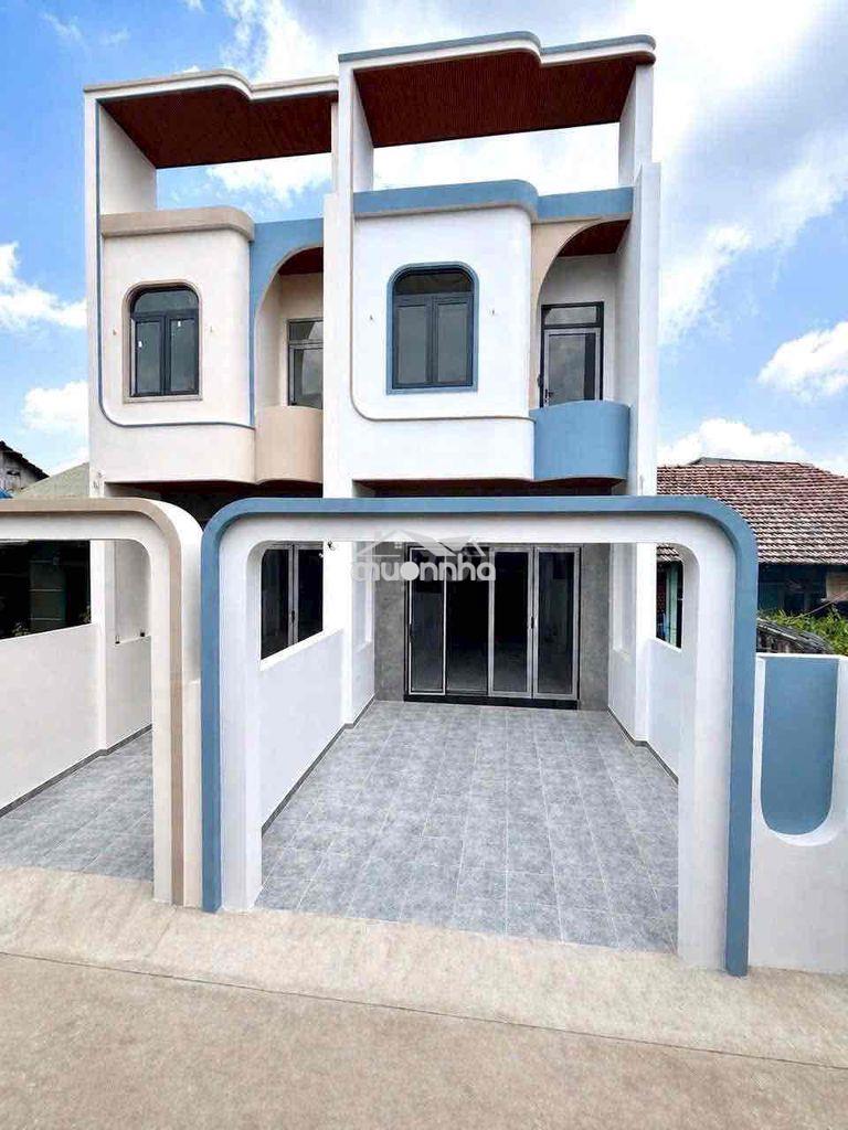 Bán nhà mới hoàn thiện ngay bên hông chợ tân vạn dt 81m2 hoàn công