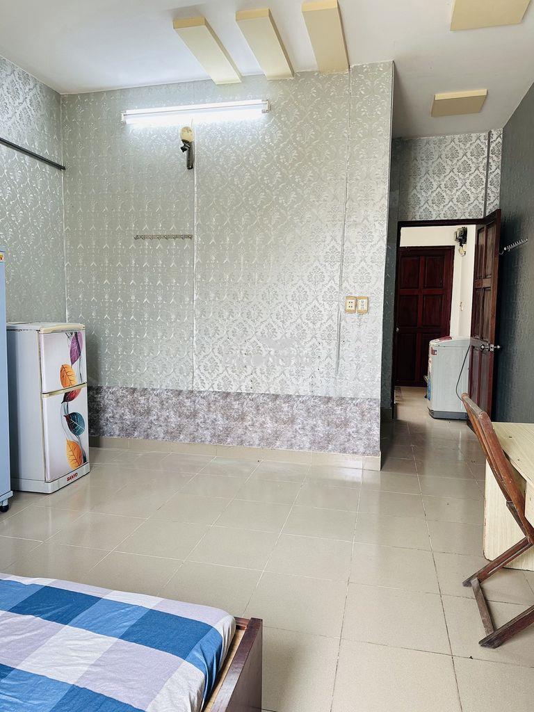 Chính chủ cho thuê phòng full nội thất, giá 3,5tr - 2