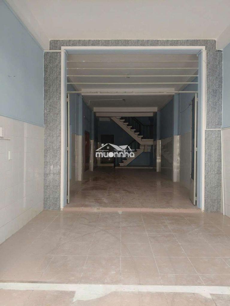 Nhà thoại ngọc hầu [4x21, 3 lầu, 4pn, 4toilet] 18tr/tháng