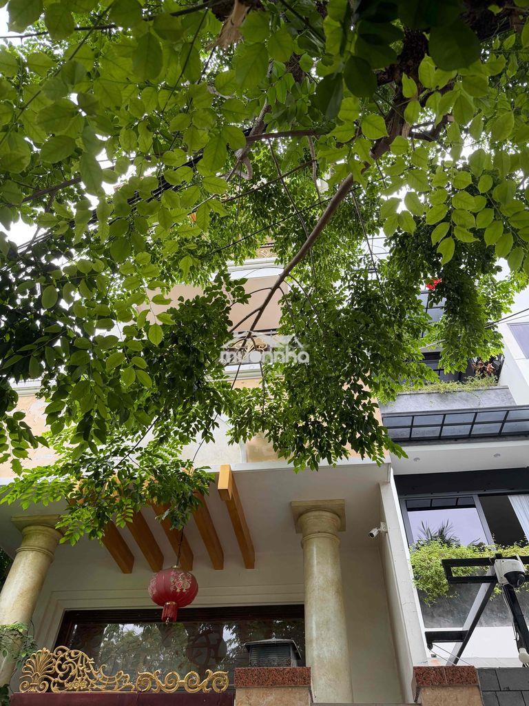 Bán gấp nhà biệt thự 3 tâng 150m2 ngang 8m đuòng 10.5 trung t thanh kh