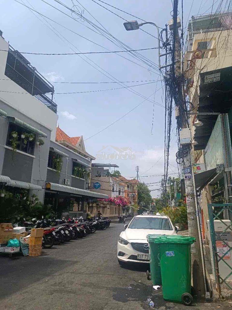 Cho thuê toà nhà vew kính nguyễn gia trí dtsd 500m2 - 2