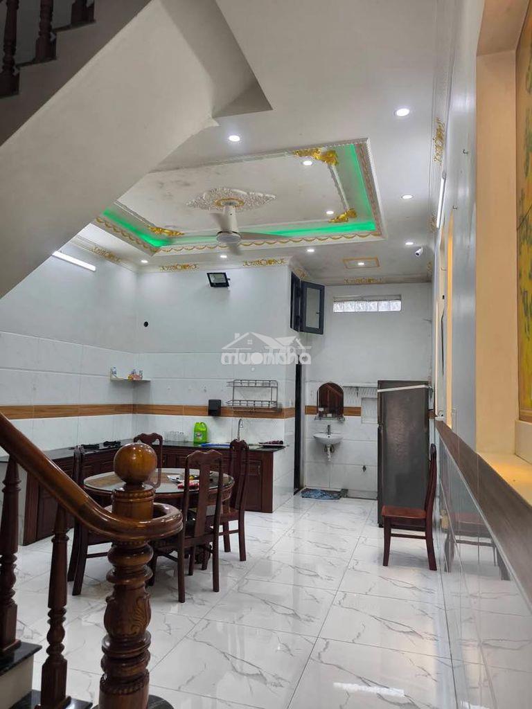 Cho thuê nhà 300 m2 khu quân báo tiện văn phòng 13 triệu - 4