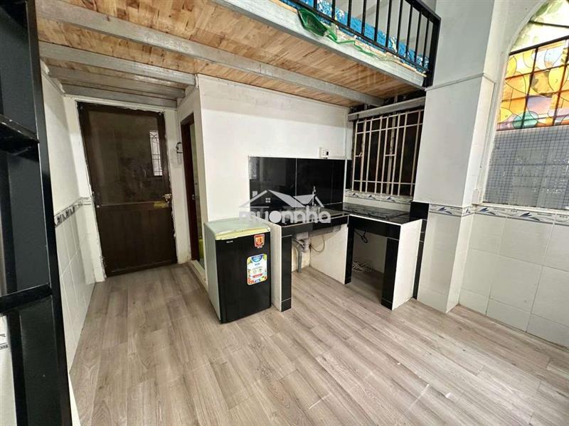 Duplex siêu thoáng + sát vòng xoay lý thái tổ - tầng 1 free xe