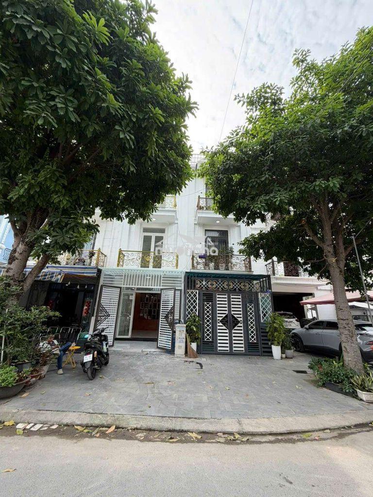 Nhà phố hoàn công mặt tiền đông tác kdc đông hưng gần bigc chợ dĩ an - 2