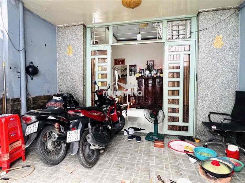 Nhà góc 2 mặt tiền thống nhất 4,2 x 15,5m cấp 4