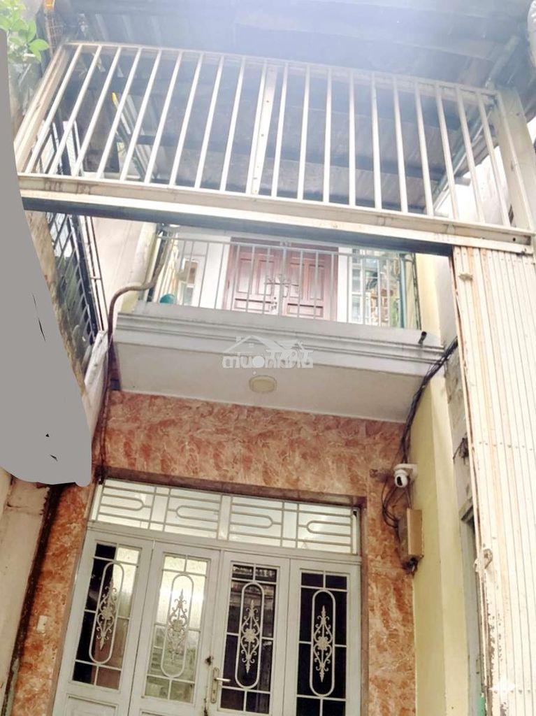 Đoàn  văn bơ - q 4 - 2 tỷ 7 - 30,7m² (3,4x9 m)