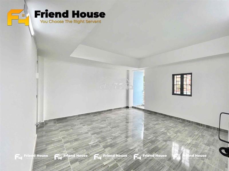 Studio thoáng mới xây