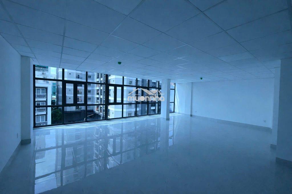 Cho thuê tòa nhà văn phòng 1200m2 gần ngay landmark 81 - 2