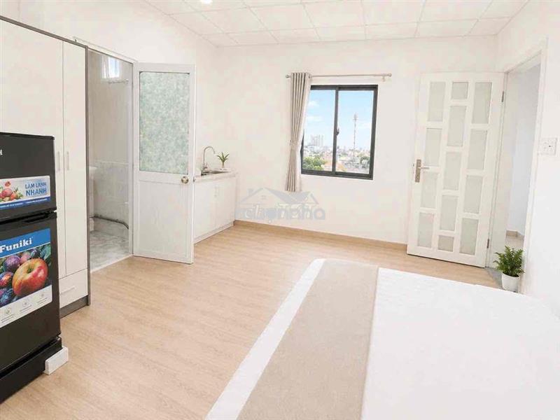 Studio cửa sổ_nhà mới_ngay toà nhà viettel_vòng xoay dân chủ_full nt