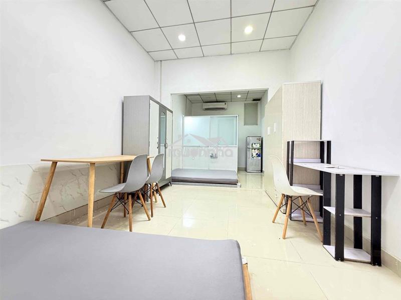 Chính chủ cho thuê chdv 2 giường ngủ ở được 4 người