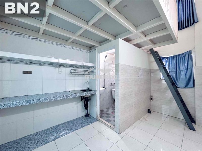 🏢Phòng trọ sạch đẹp, có gác lửng không chung chủ gần đại học tdt q7