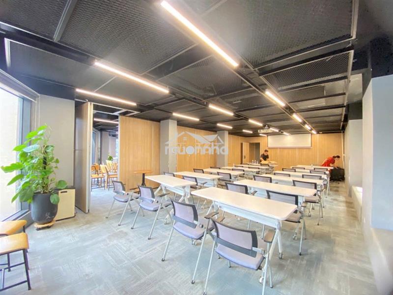 Office phường bến nghé q1 có sẵn nội thất giá 40tr/tháng