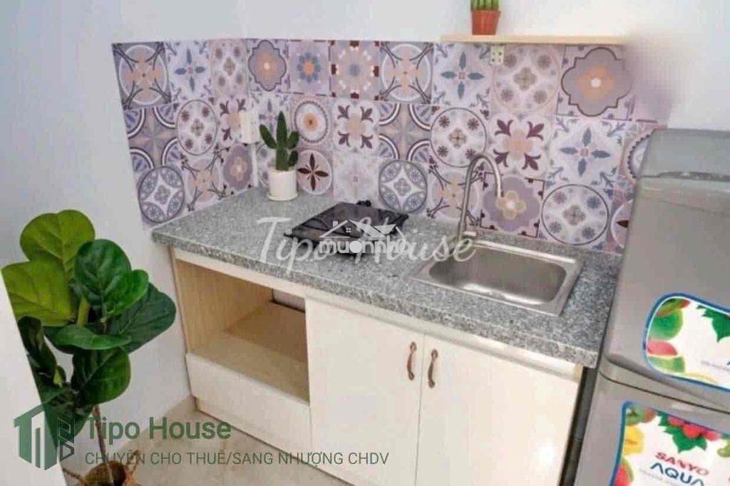 Cho thuê phòng ban công gần đại học kinh tế - đh hoa sen - đh sài gòn - 4