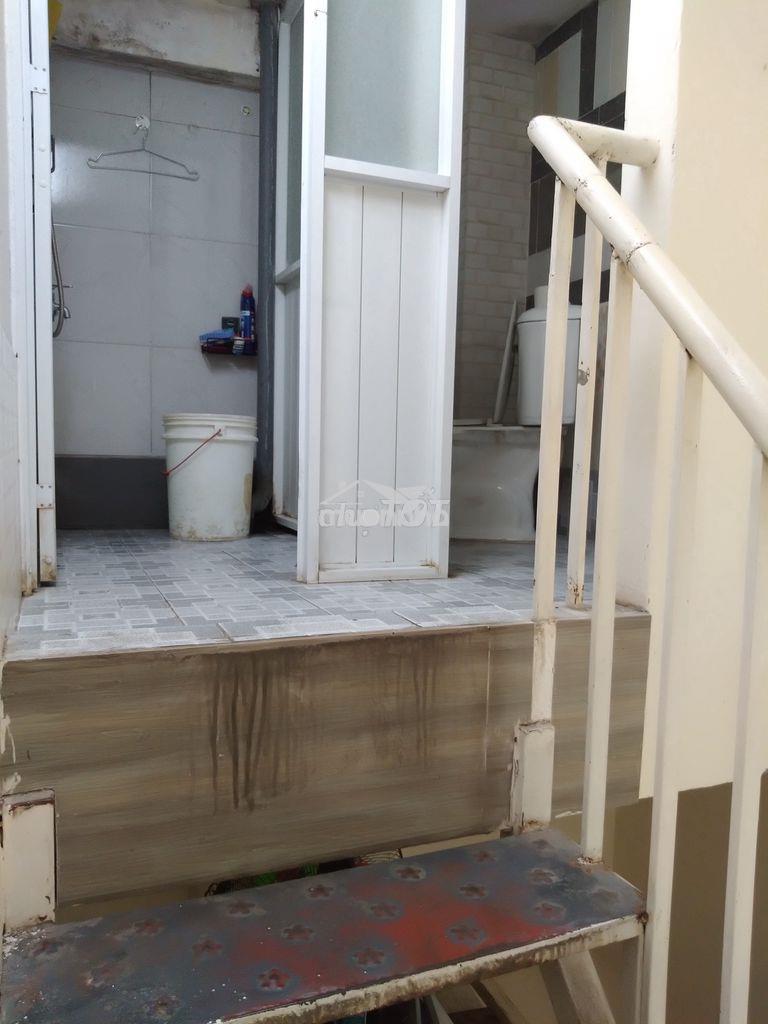 Phòng 1 người ở (10m2) lầu 3 nhà phố khu nam long q.9 - 3