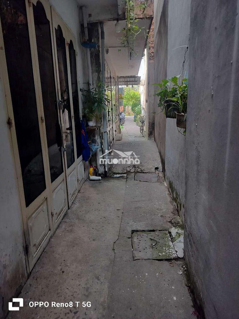 Cho thuê nhà nguyên căn điện nước  riêng 