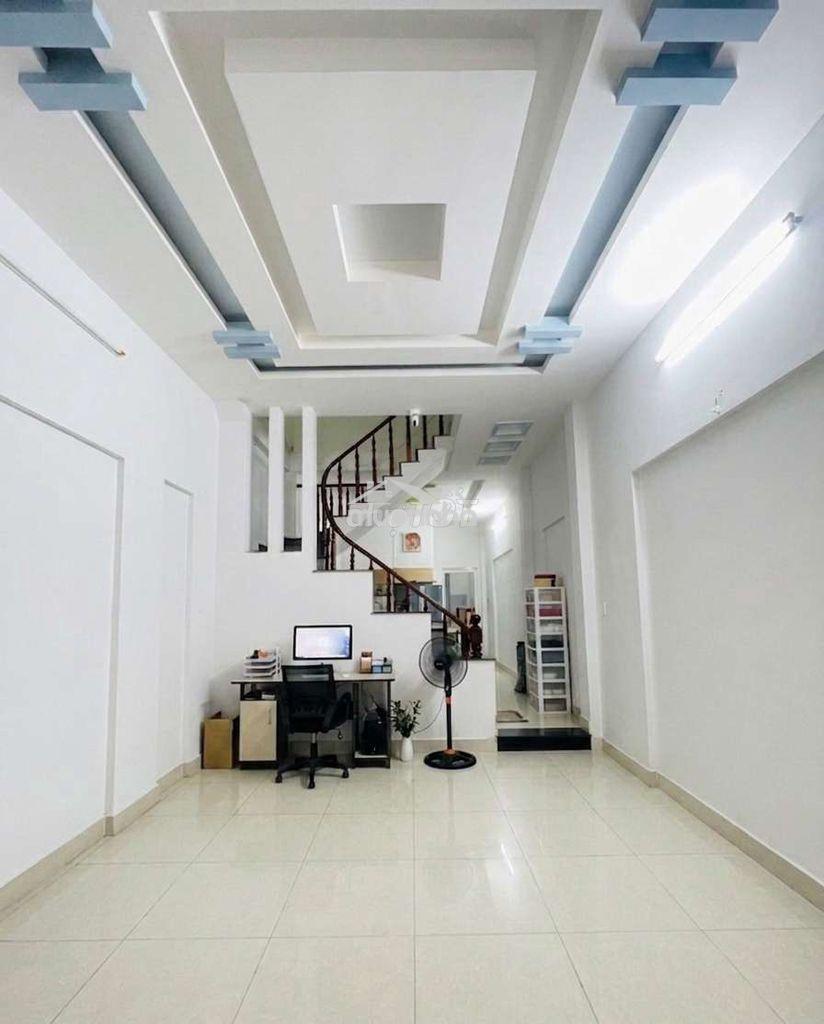 Cực hiếm - nhà 2 tầng 68m2 - 5,4 tỷ - hxh - 4x17 - emart phan huy ích - 3