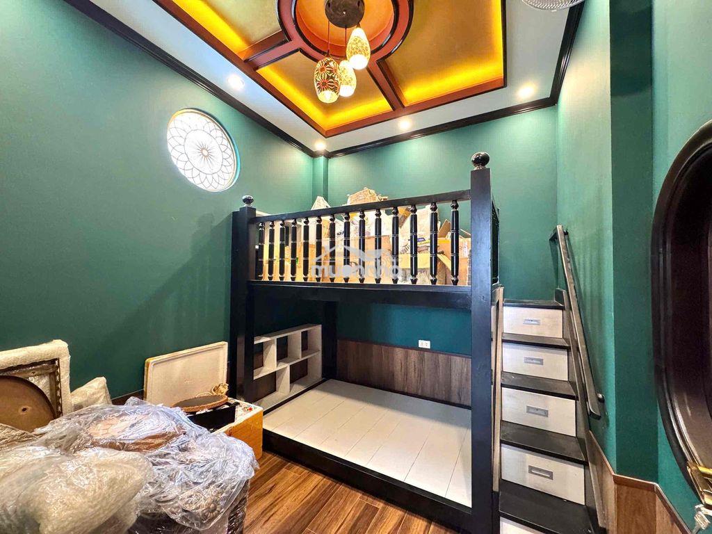 Cho thuê nhà 4pn - 3wc có nội thất - 3