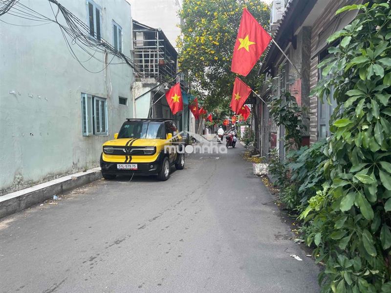 Bán gấp đi mỹ, 5 x16m, 2 tầng , hẻm ô tô, phan huy ích, chỉ 6 tỷ