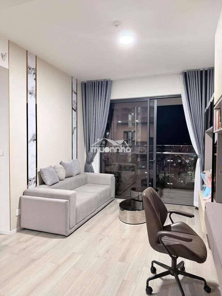 Cho thuê 2pn toà e2 full nội thất xịn 16tr  tl free phí ql lumier q9