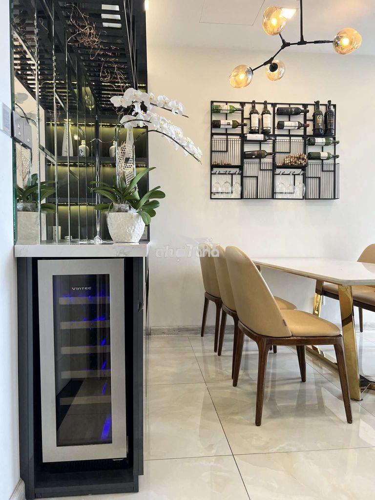 Cho thuê căn hộ quận 1. vinhomes golden river bason 2pn - 2