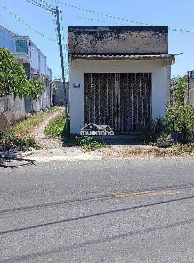 KẸT TIỀN CẦN BÁN ĐẤT
