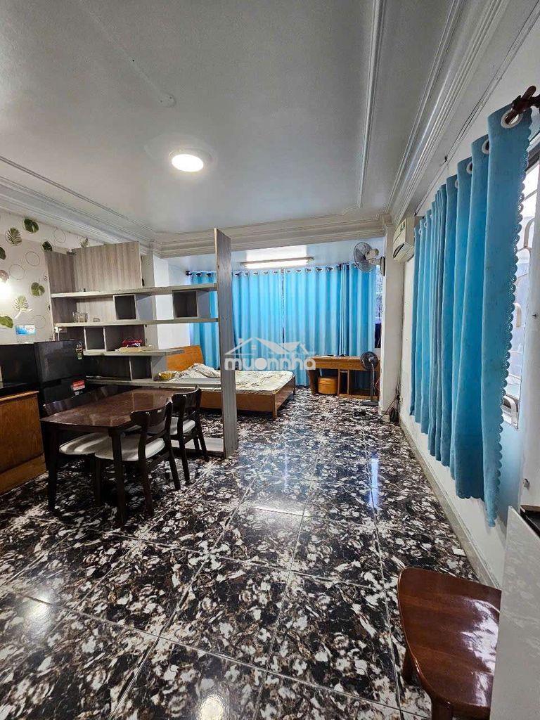 STUDIO SIÊU RỘNG + THANG MÁY + ĐỐI DIỆN CV LÊ VĂN TÁM + CỬA SỔ SIÊU TO
