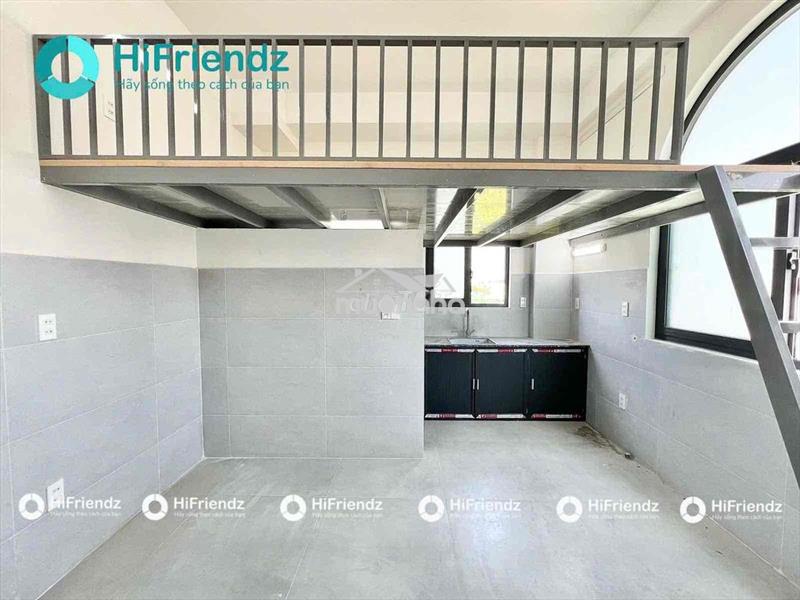 Duplex cửa sổ trời to rộng mới 100% máy lạnh ngay lê đức thọ