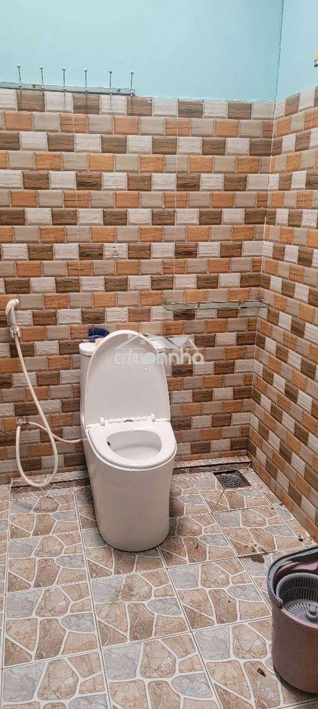 Cho thuê nhà nguyên căn hẻm thông phạm thế hiển f5,q8 - 2
