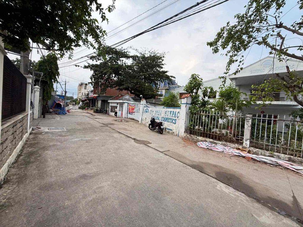 Nhà 2 mặt tiền bình hòa – ngay sát chợ đông ba – dt 70m² - 4