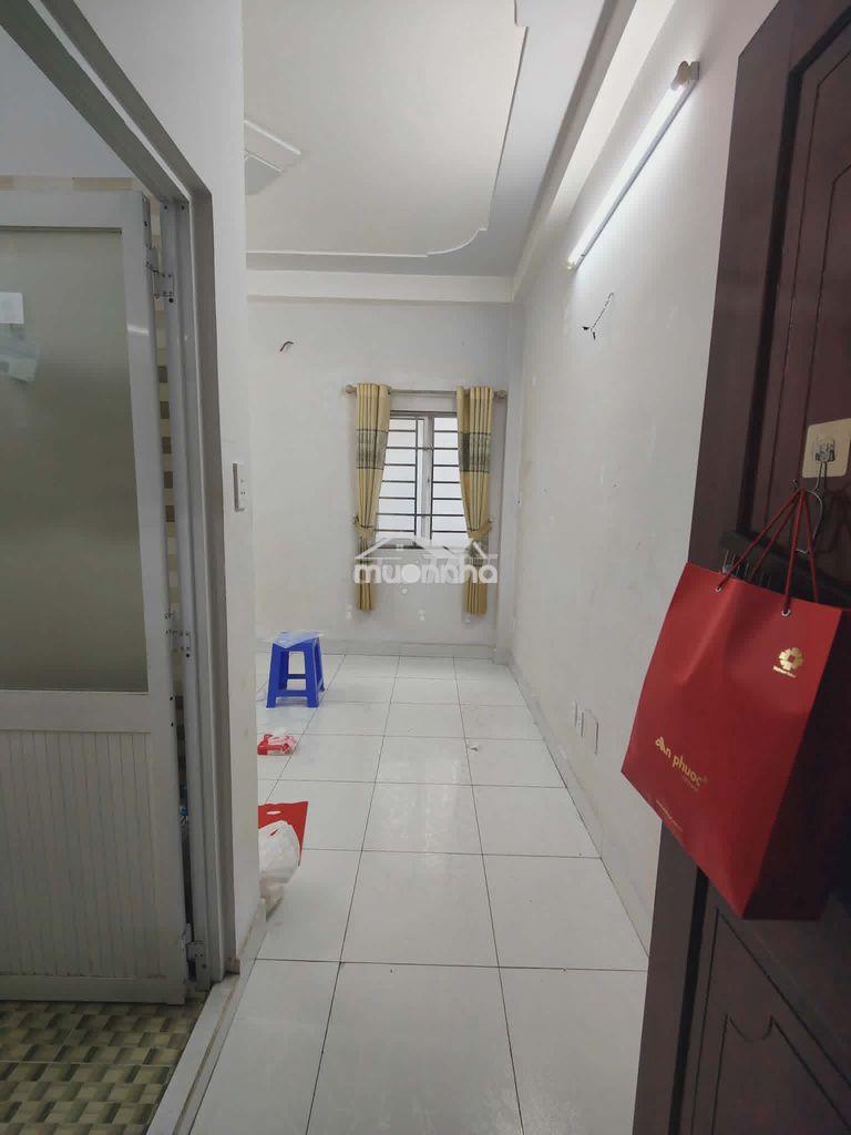 Phòng trọ 20m2 3tr3 lầu 1, cửa sổ thoáng gió khu nhà văn minh lịch sự - 3