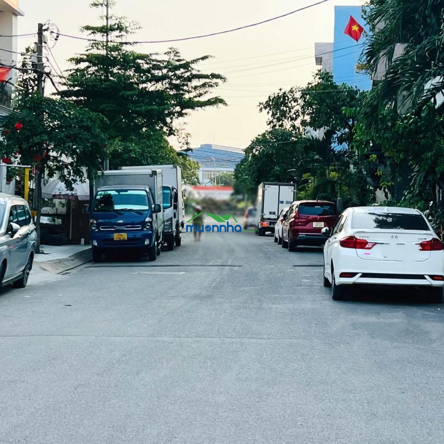 Nhà phố đẹp tam bình, lô góc 2mt - 4 tầng - nhỉnh 5 tỷ đường 6m ôtô ngủ trước nhà - 4