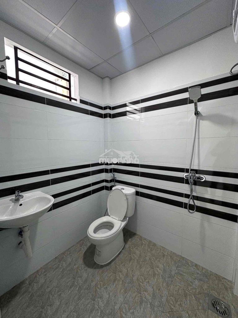 🌿 Căn hộ dịch vụ mới xây – full nội thất – có cửa sổ & ban công thoáng - 3