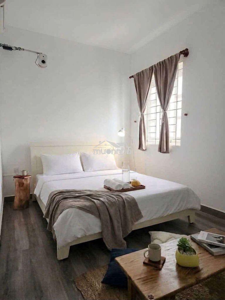 Nhà q1 full nội thất 10pn/11wc_thang máy