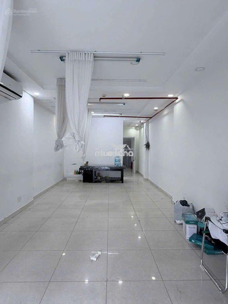 Toà nhà ốp kính sang trọng, có hầm và thang máy, pccc đầy đủ - 4