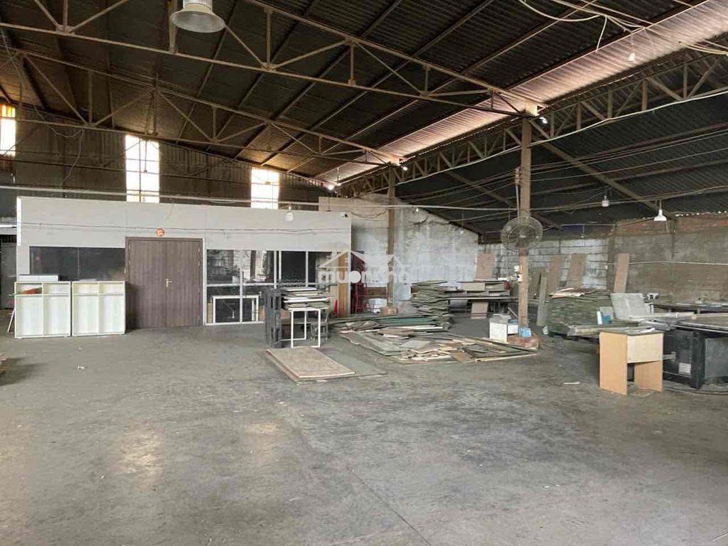 Cho thuê kho/xưởng dĩ an – tp.hcm diện tích: 1.000m² ● điện: 3 pha - 3