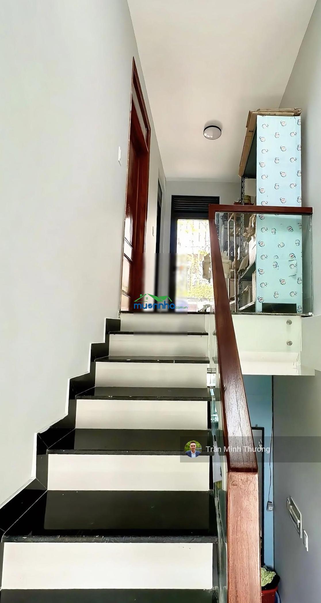 Nhà 3 tầng - ô tô đỗ cửa - sát liên phường - gần global city - 3