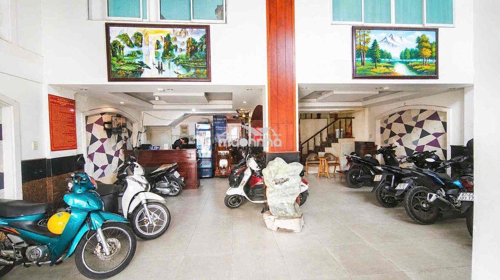 Bán khách sạn q12 , 31 phòng , dt:8*20 , pháp lý , giấy phép chuẩn - 3