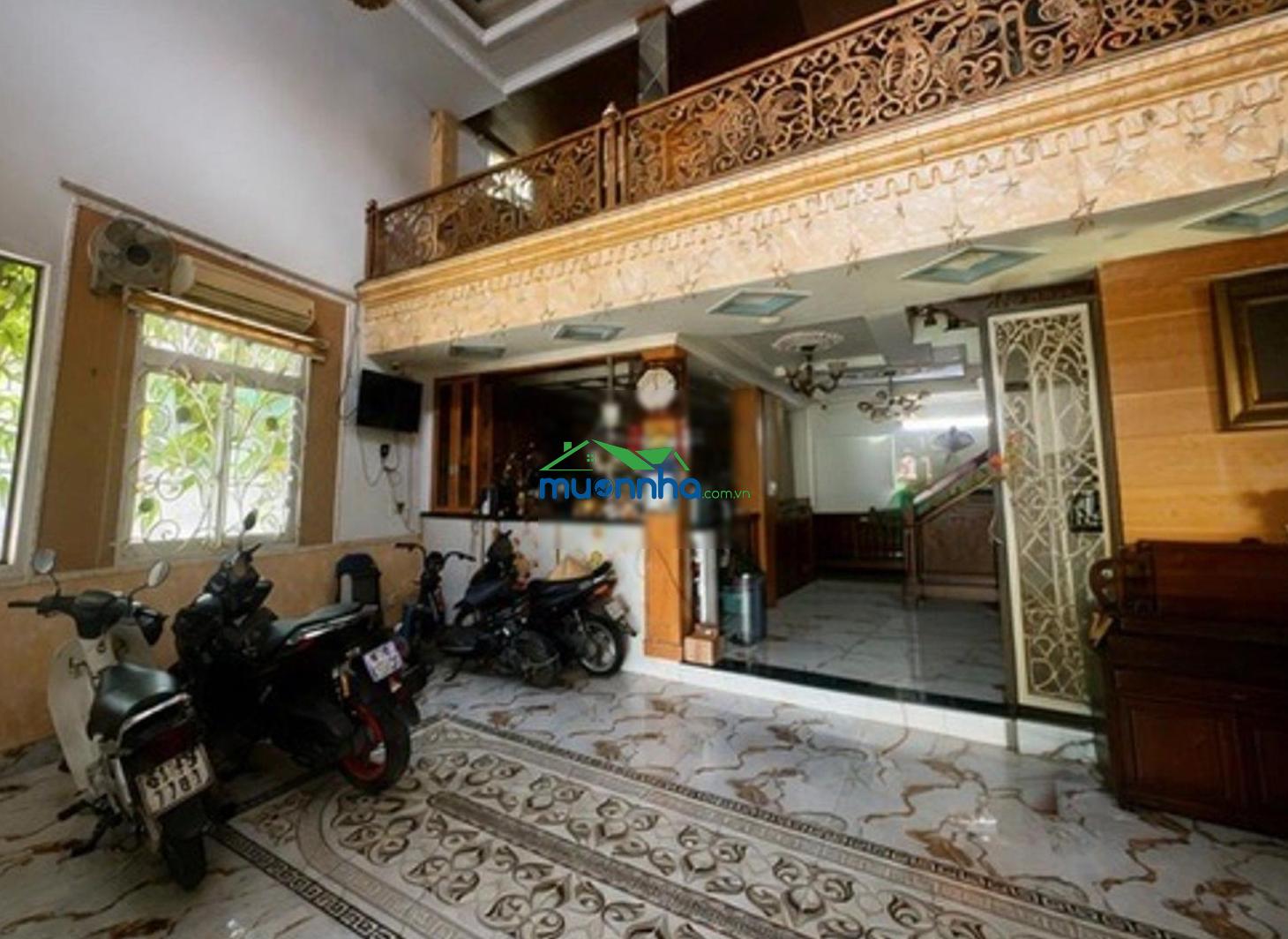 Bán nhà chợ xóm mới gò vấp vị trí thuận tiện, hẻm xe tải kết cấu: 1 trệt 1 lửng 4 lầu