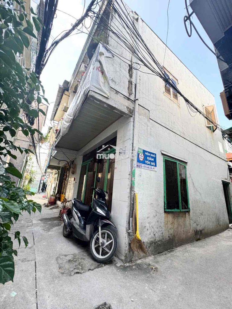 Nhà sổ hồng riêng đang ở cần bán 50m2.