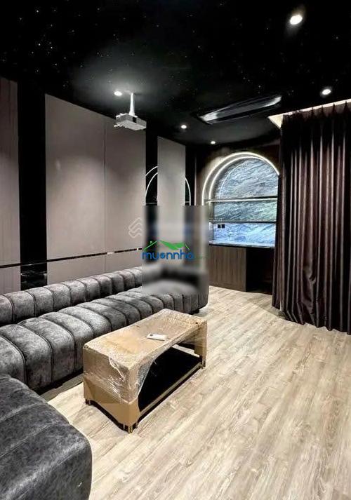 Khu vip - hẻm ô tô ngủ trong nhà - 5 tầng - sát mặt tiền - 60m2 - 2