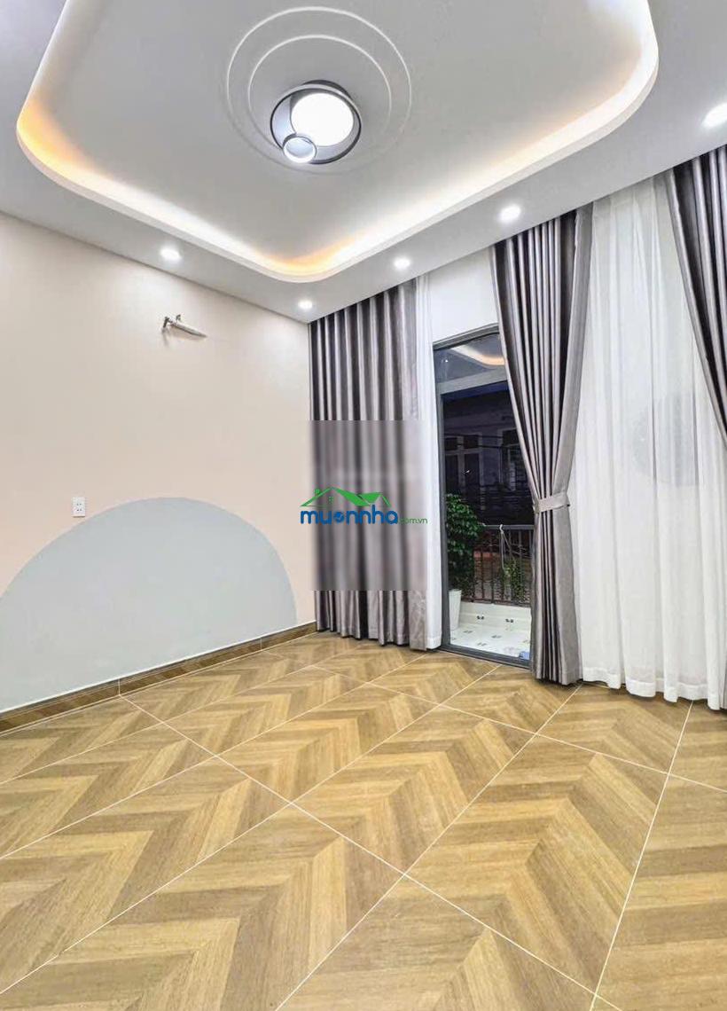 Đường 6m thông - dt: ngang 6x14 - vườn lài tân phú - nhà btct 5 tầng, sân thượng - hạ 200 triệu - 3