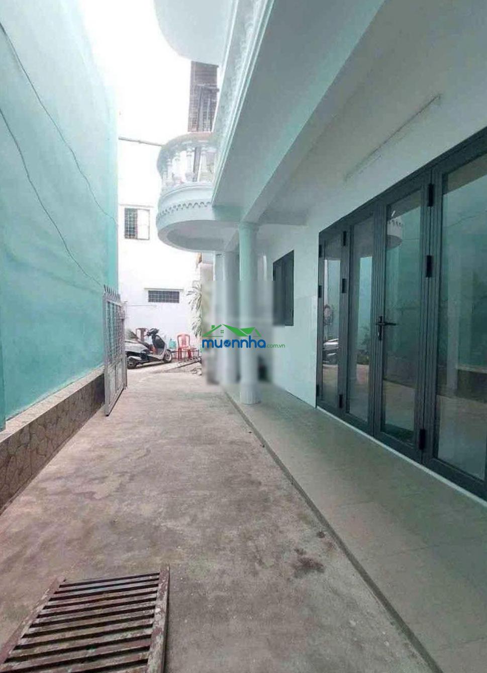 Chỉ 4 tỷ hơn mua được nhà cạnh chợ thủ đức - 2