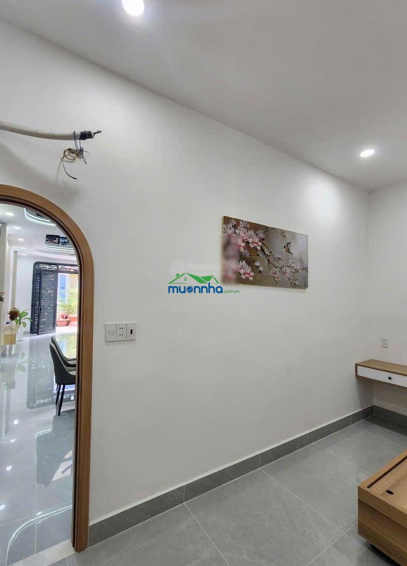 Hương lộ 2, 6,2 tỷ nhà 3pn có pn trệt ngang 5m dt 70m2 đường 6m sổ hồng riêng full nội thất - Ảnh 2